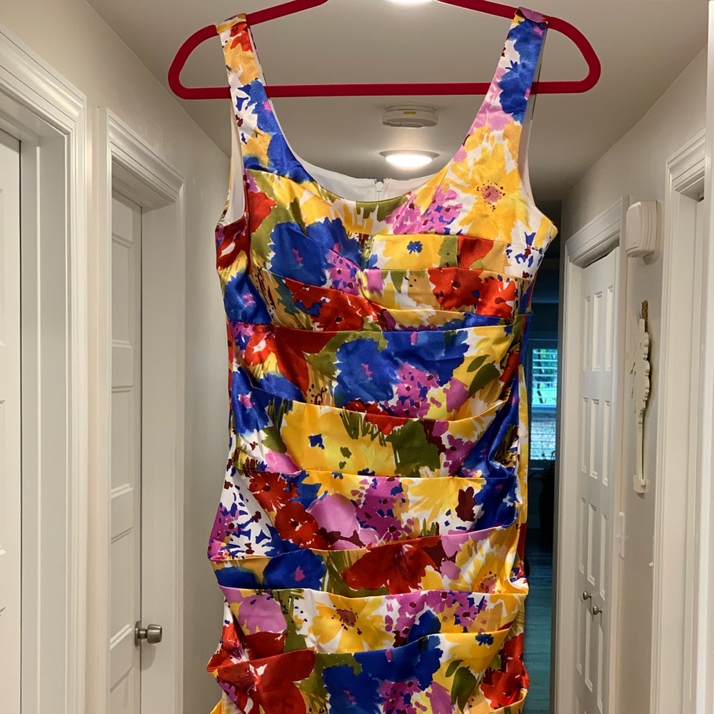 Bisou Bisou Floral Dress Size 8